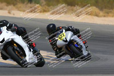 media/Apr-10-2022-SoCal Trackdays (Sun) [[f104b12566]]/Turn 10 (1pm)/